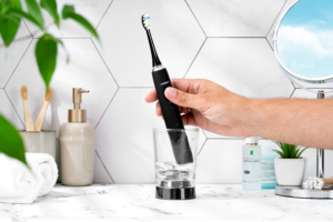 Ardesto toothbrush electric ETB-212CB, 40th. fluct/min, nozzle-4, футляр, IPX7, black