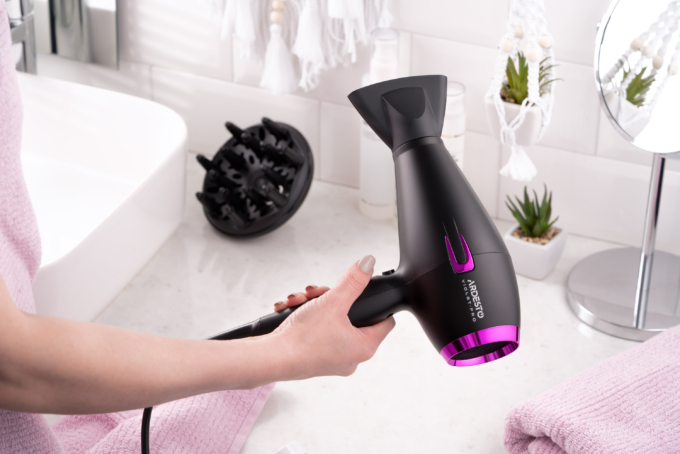Фен Ardesto Violet PRO HD-Y221PRO ,1750-2100Вт, 2 швидкості, 3темп.режими,дифузор, чорний