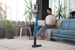 Ardesto cordless VC, 32W, dust cont -0.6L, battery operation up to 60min, HEPA, black with blue