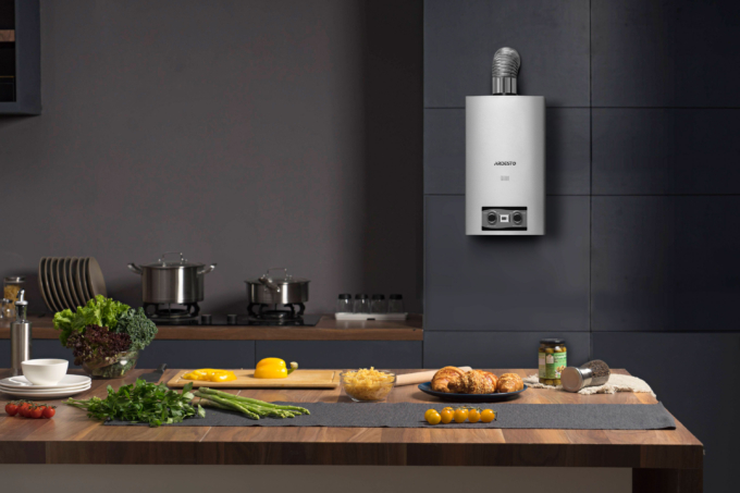 ARDESTO X2 gas column, 10 l/min, 20 kW, battery ignition, display, stainless steel