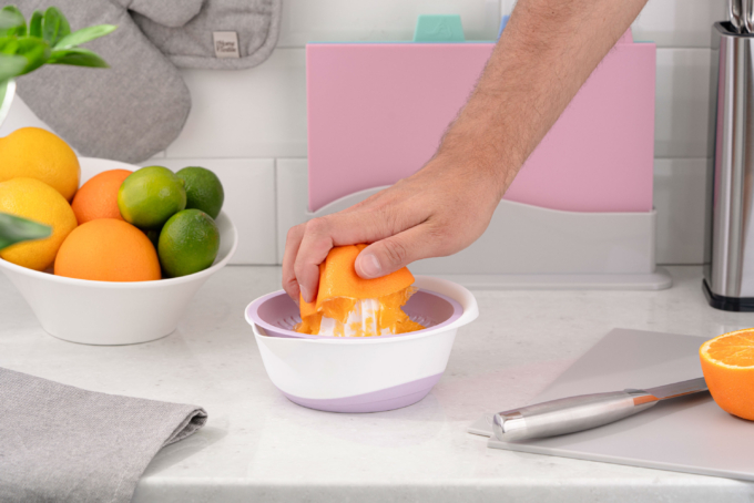 Ardesto Citrus manual squeezer Fresh, 0.6l, plastic, lilac