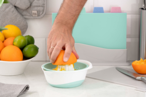 Ardesto Citrus manual squeezer Fresh, 0.6l, plastic, blue