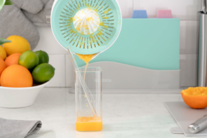 Ardesto Citrus manual squeezer Fresh, 0.6l, plastic, blue