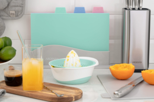 Ardesto Citrus manual squeezer Fresh, 0.6l, plastic, blue
