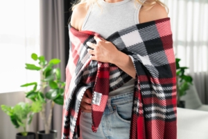 Плед Ardesto Fleece, 130×160см, 100% полиэстер, клетка, красно-черный