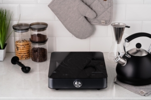 Плитка настільна ARDESTO індукційна, конфорок – 1 на 1.8кВт, керування – сенсорне, таймер, чорний
