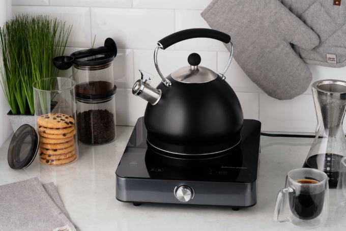 Плитка настільна ARDESTO індукційна, конфорок – 1 на 1.8кВт, керування – сенсорне, таймер, чорний