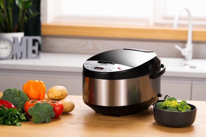 Мультиварка Ardesto, 860Вт, чаша-5л, электронное управл., книга рецептов, металл/пластик, серо-черный