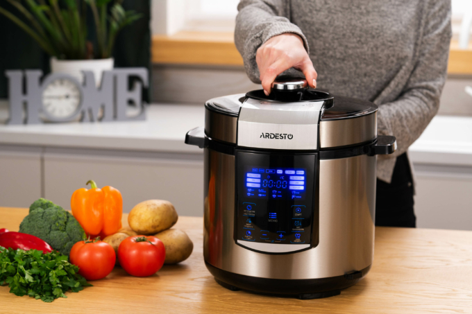 Ardesto pressure cooker, 900W, bowl-6l, electronic control, recipes book, iron/plastic, silver