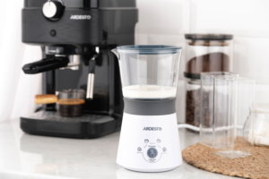 Milk frother&heater Ardesto 300W, tank capacity-330ml, white