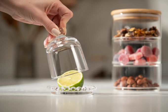 Ardesto Lemon dish with lid, 9cm, glass, transparent