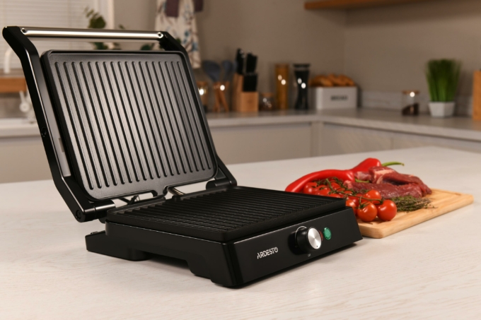 Ardesto grill clamping, 1800W, 180° opening, metal, black-silver
