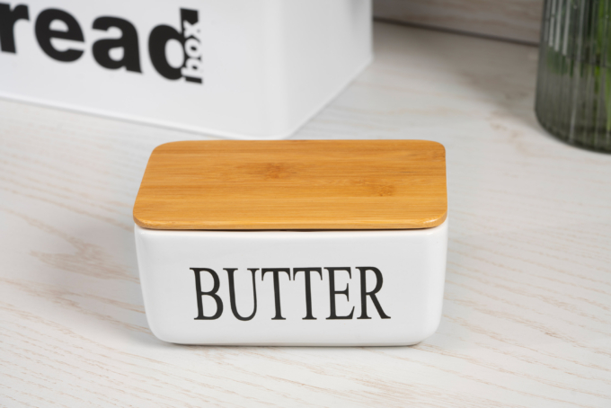 Ardesto Butter dish Midori 16.5х10х8cm, ceramic, bamboo, white