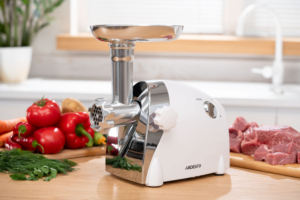 Meat grinder Ardesto, 2000W, prod.-1.9kg/min, 3 cutting plates+for sausag.plates, 3 vegetable slicer, plastik, black-silver