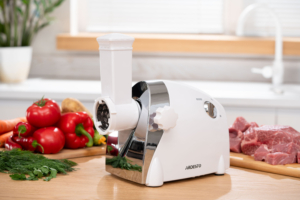 Meat grinder Ardesto, 2000W, prod.-1.9kg/min, 3 cutting plates+for sausag.plates, 3 vegetable slicer, plastik, black-silver