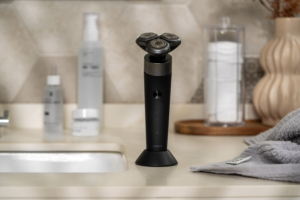 Ardesto electric shaver rotary, 5V,  razor head-3, Li-Ion, dry+wet, black