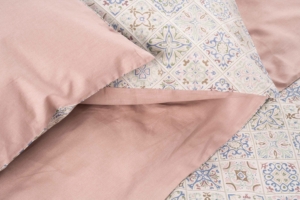 Ardesto Bedding set 1.5 Gloria, sateen, duvet cover160x220cm, sheet 160x220cm, pillowcases (2) 50x70cm, 100% cotton, azulejo pink