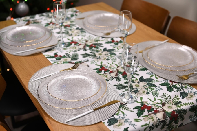 Раннер Ardesto Christmas Happy Holidays, 40х140см, 90% полиэстер, 10% хлопок, зеленый остролист