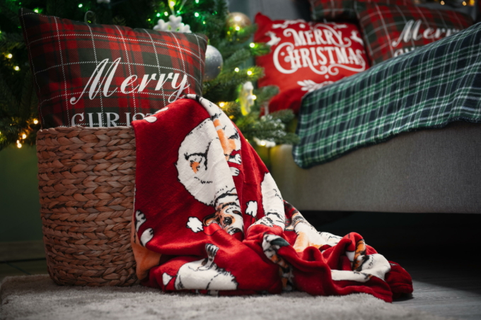Плед Ardesto Christmas Flannel 160х200см, 100% поліестер, різдвяні коргі
