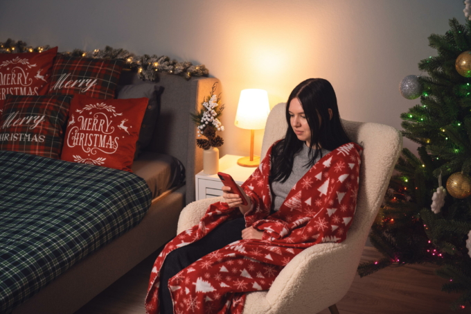 Ardesto Christmas Fleece blanket 130x160cm, 100% polyester, snow flake tree