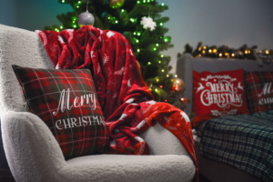 Подушка декор. Ardesto Christmas Happy Holidays 45х45см, 100% полиэстер, клетка зелено-красная