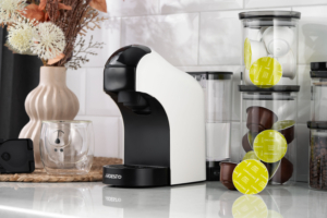 Кавоварка Ardesto капсульна, 0.9л,  капсули Nespresso, Nescafe Dolce Gusto, мелена кава, сенсорне керування, білий