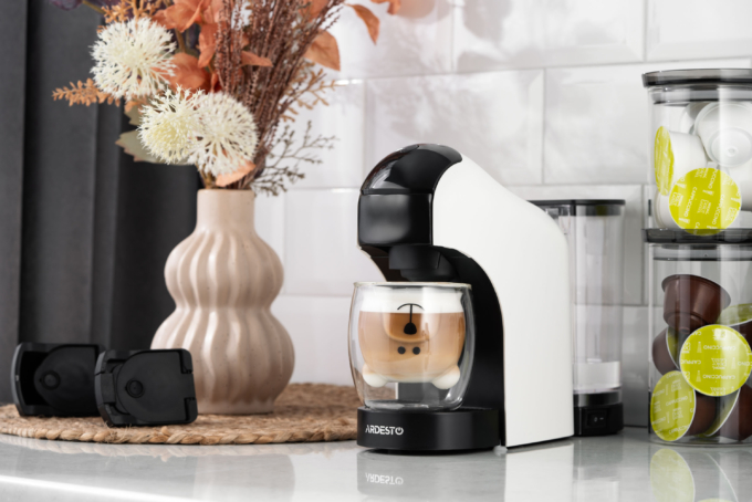 Кавоварка Ardesto капсульна, 0.9л,  капсули Nespresso, Nescafe Dolce Gusto, мелена кава, сенсорне керування, білий