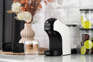 Кавоварка Ardesto капсульна, 0.9л,  капсули Nespresso, Nescafe Dolce Gusto, мелена кава, сенсорне керування, білий