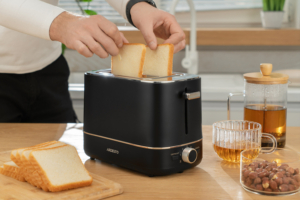 Ardesto toaster Timeless Elegance, 800W, plastic, 2 slots, black
