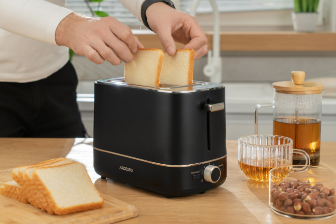 Ardesto toaster Timeless Elegance, 800W, plastic, 2 slots, black