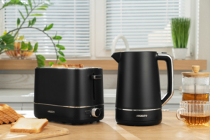 Ardesto toaster Timeless Elegance, 800W, plastic, 2 slots, black
