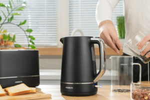 Ardesto toaster Timeless Elegance, 800W, plastic, 2 slots, black