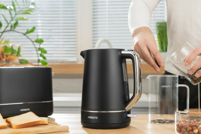 Ardesto toaster Timeless Elegance, 800W, plastic, 2 slots, black