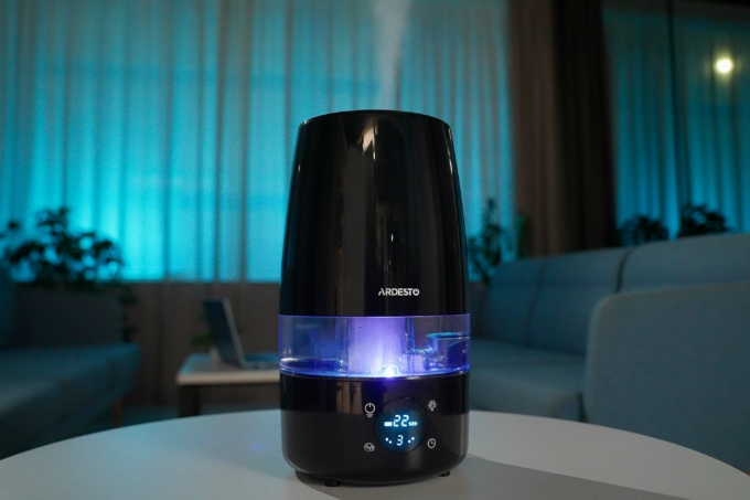 Air humidifier ARDESTO ultrasonic, 30m2, 4l, 280ml/h, electric. control, remote control, top. water inlet, display, black