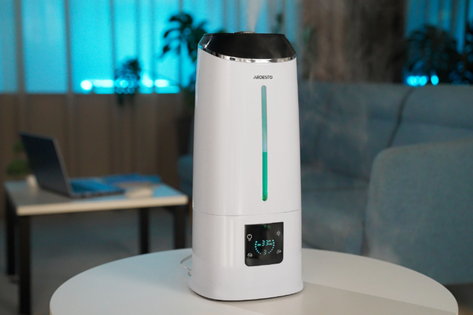 Air humidifier ARDESTO ultrasonic, 40m2, 6.5l, 390ml/h, electric. control, remote control, top. water bay, display, white