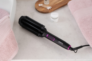 Ardesto straightening brush Violet Pro HSB-Y220PRO, 50V, 130-210C, display, ceramics, black