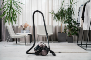 Ardesto VC сontainer , 700W, dust cont -2.5L, НЕРА, black-bronze