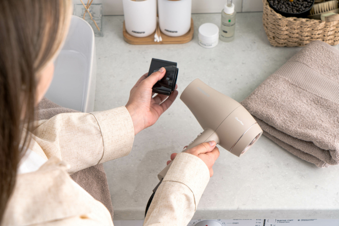 Hair Dryer ARDESTO Cream HD-Y700PERL, 1800-2000W, 2 speeds, 3 heat setting, beige