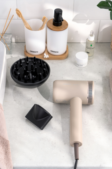 Hair Dryer ARDESTO Pearl Cream HD-Y702PERL, 1500-1800W, 3 speeds, 3 heat setting, beige