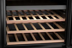 Холодильник ARDESTO вбудований для вина, 87×59.5х59.5, мороз.відд.-137л, зон – 2, бут-44, ST, диспл внутр., нерж