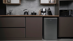 Refrigerator ARDESTO mini, 85×47.2×45, 93L, A+, ST, silvery