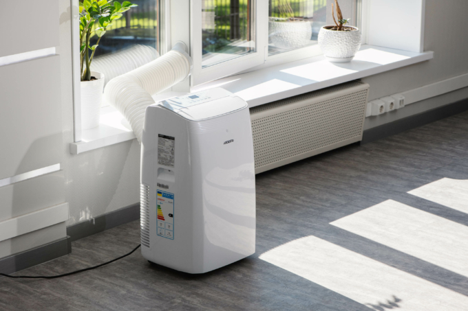 Кондиціонер мобільний ARDESTO CoolFlex 35м2 on/off 12000BTU 3.5кВт A/- R290 білий