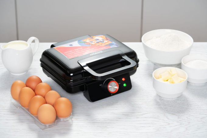 Вафельница ARDESTO  1200Вт, прямоугольные вафли, глубокие пластины, корпус-пластик, черный