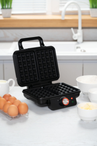 Вафельница ARDESTO  1200Вт, прямоугольные вафли, глубокие пластины, корпус-пластик, черный