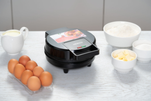 Waffle iron ARDESTO 1200W, device body-plastic, black