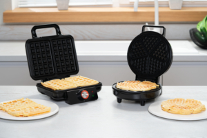Waffle iron ARDESTO 1200W, device body-plastic, black