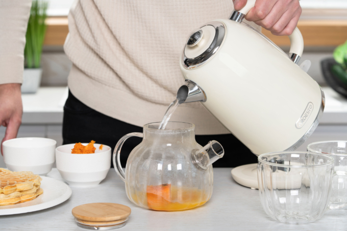 Electric kettle ARDESTO, 1.8L, metal, Strix, beige