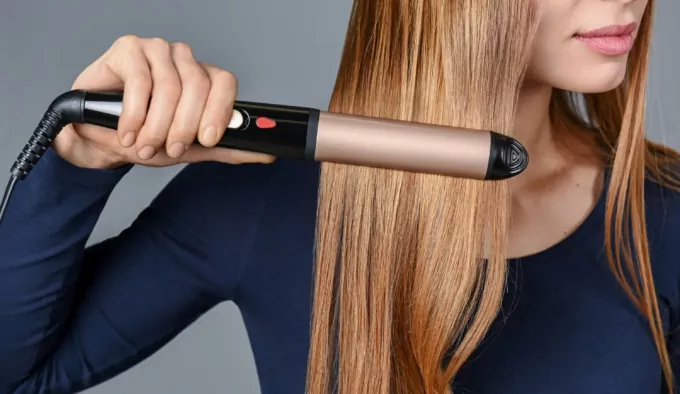 Straightener Ardesto HSC-618