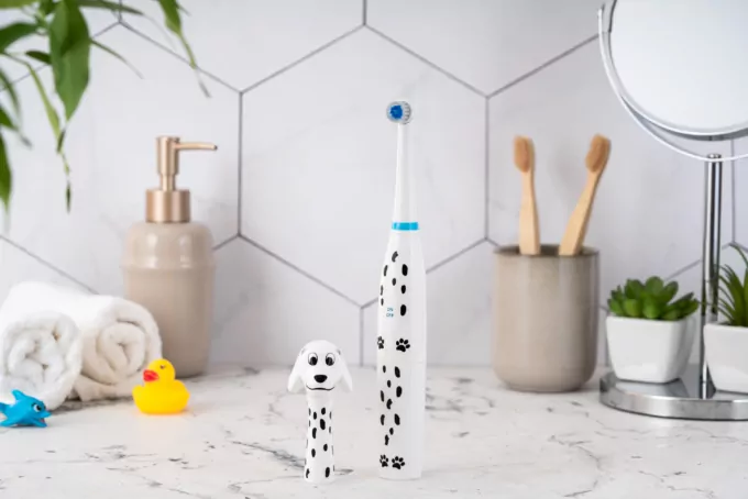 Ardesto toothbrush electric ETB-003DOG, for kids, 8.8th. fluct/min, nozzle-3, IPX6, white