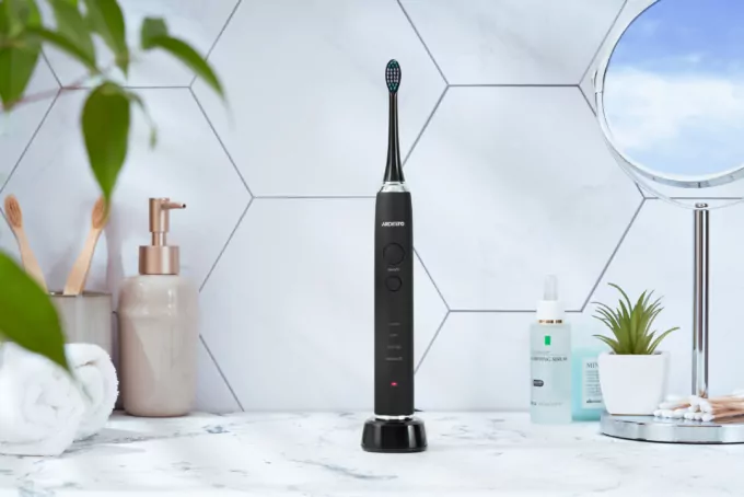 Щетка зубная электр. Ardesto ETB-211B, 40т. колеб/мин, насадок-5, футляр, IPX7, черный